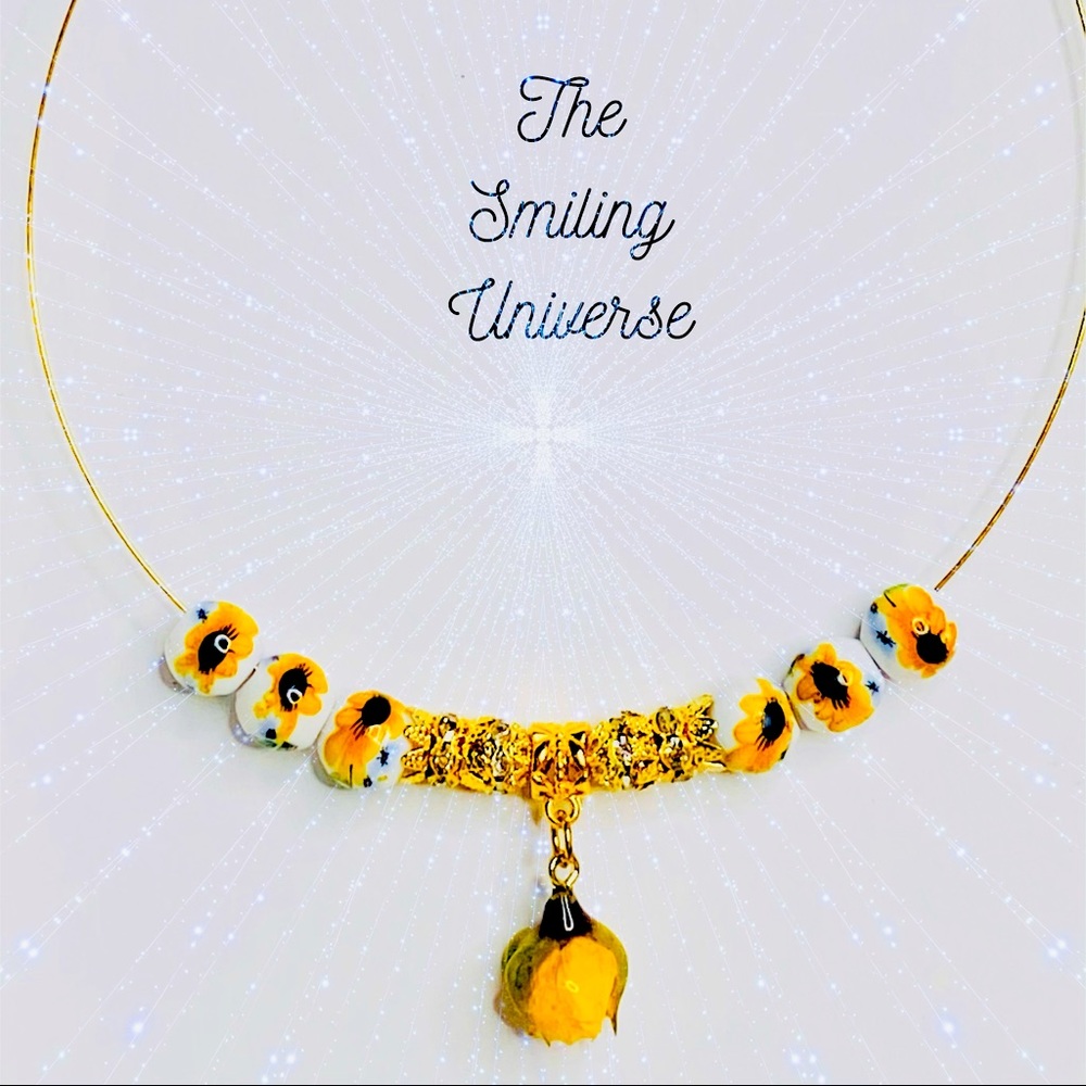 Choker style necklace